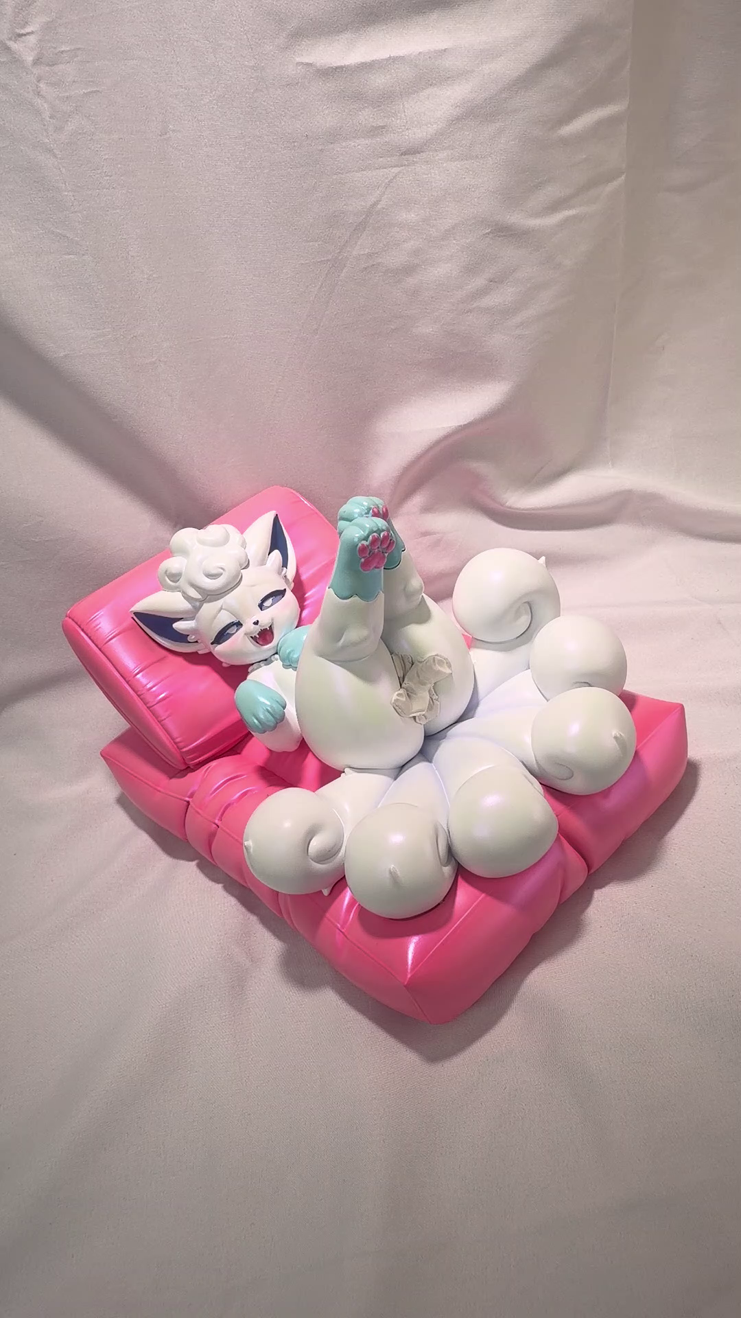 Pre-order | LingMo studio - White Fur Fox Sister Figure - Image 4